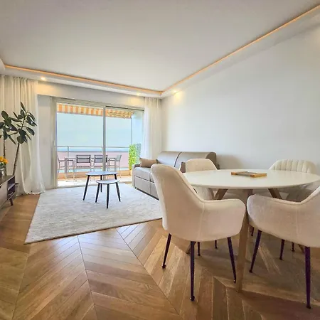 4 Guests Front Of The Sea * Antibes