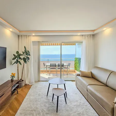 4 Guests Front Of The Sea Tatil Evi Antibes